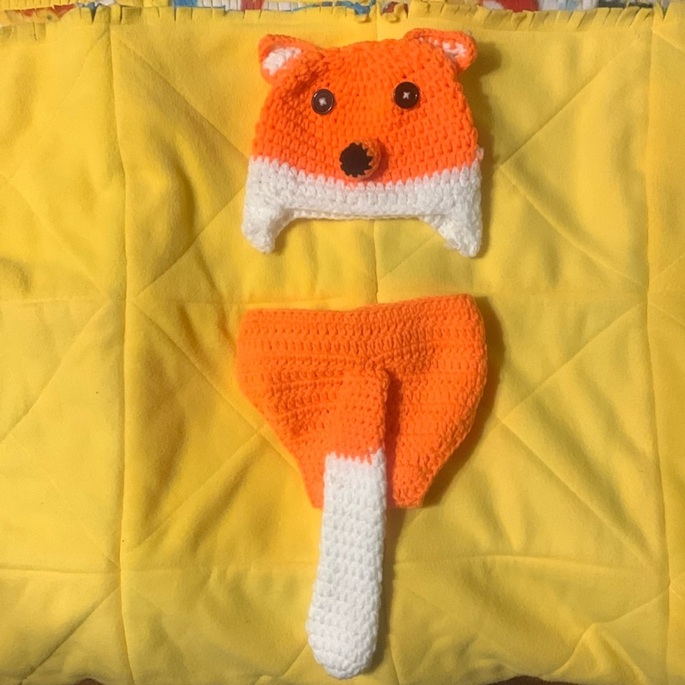 3/$30 NWOT Crochet FOX Outfit baby handmade hat costume dress up photo op gift
